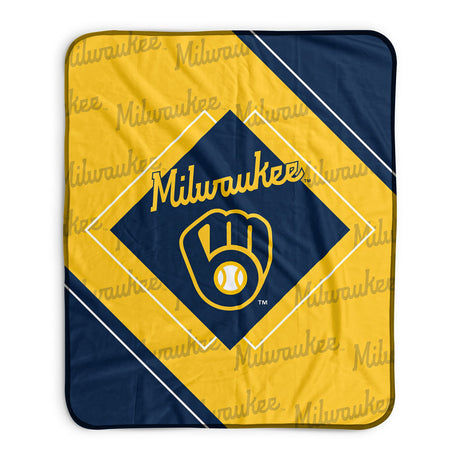 Pixsona Milwaukee Brewers Boxed Pixel Fleece Blanket